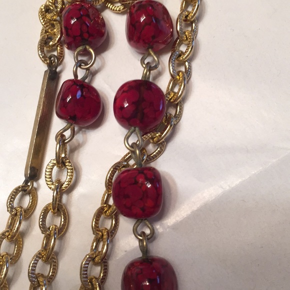 Bundle of Two Hugo Necklaces - Picture 4 of 5